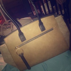 Olive aldo satchel